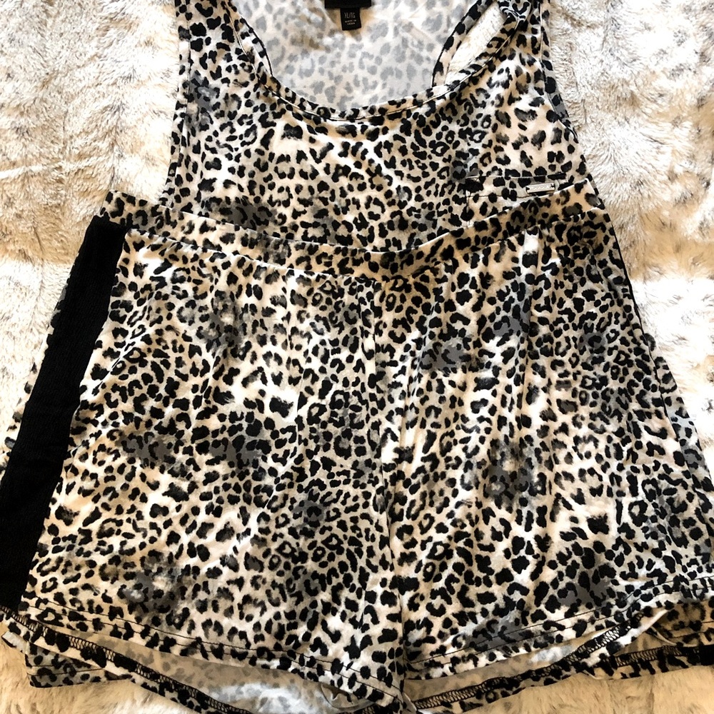 Ladies PJ top and short set XL